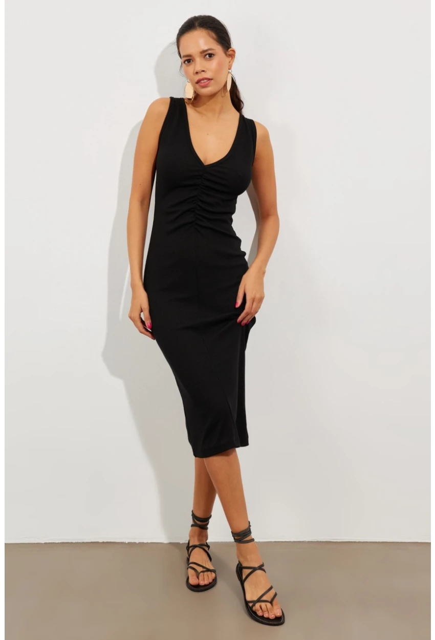 Kadın Siyah Önü Büzgülü Kolsuz Midi Elbise EY2497