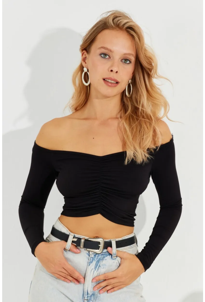 Kadın Siyah Önü Büzgülü V Yaka Crop Bluz B1977