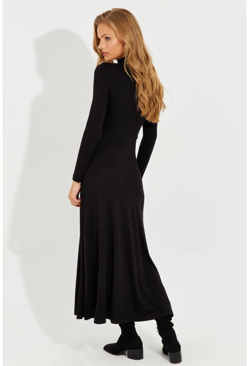 Kadın Siyah Önü Damla Yırtmaçlı Midi Elbise EY2575