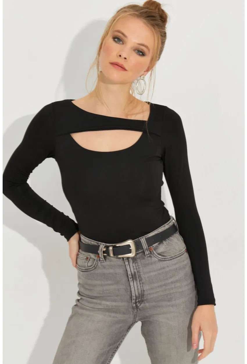 Kadın Siyah Pencereli Bluz CY438