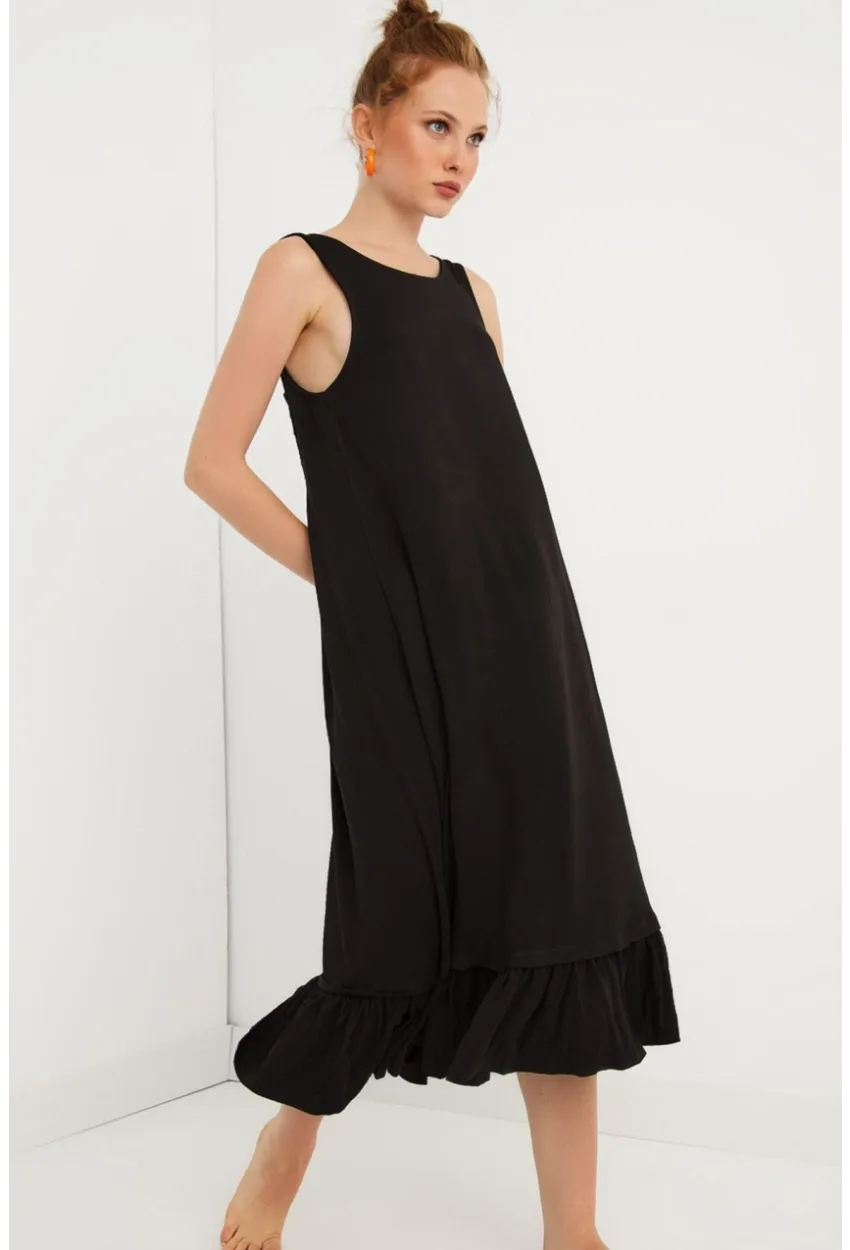Kadın Siyah Sırt Detaylı Kolsuz Midi Elbise BK1216