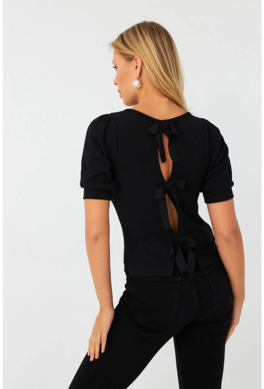 Kadın Siyah Sırtı Fiyonklu Kaşkorse Bluz EY2996