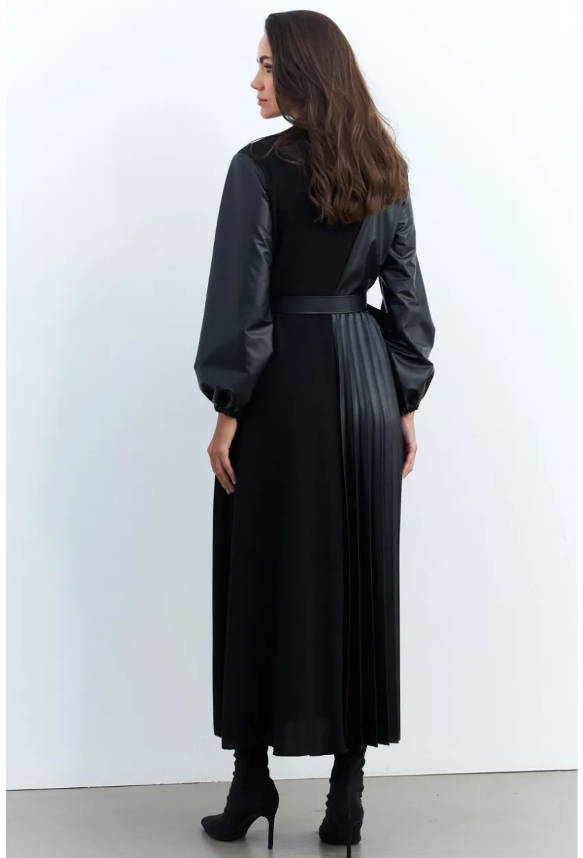 Kadın Siyah Suni Deri Bloklu Pilili Maxi Elbise MALZ100