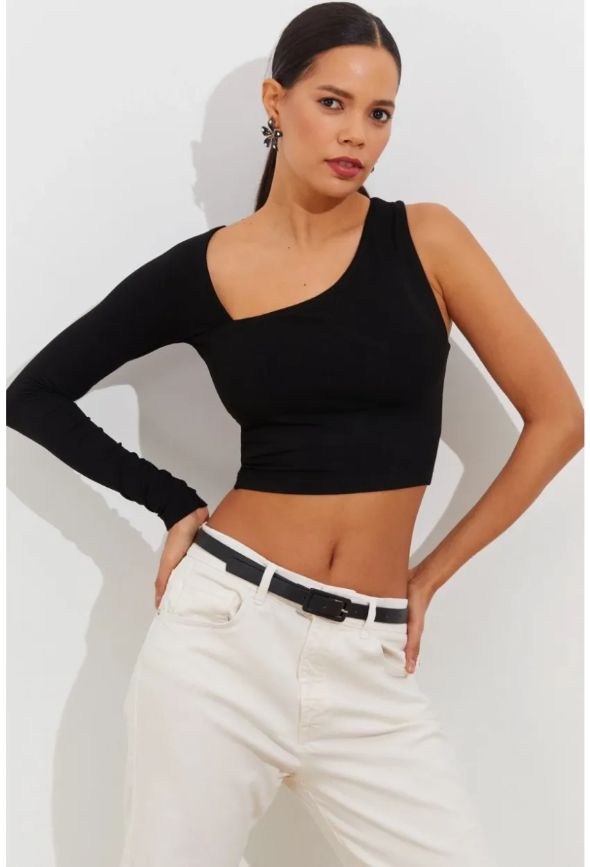 Kadın Siyah Tek Kol Asimetrik Crop Bluz BK1606