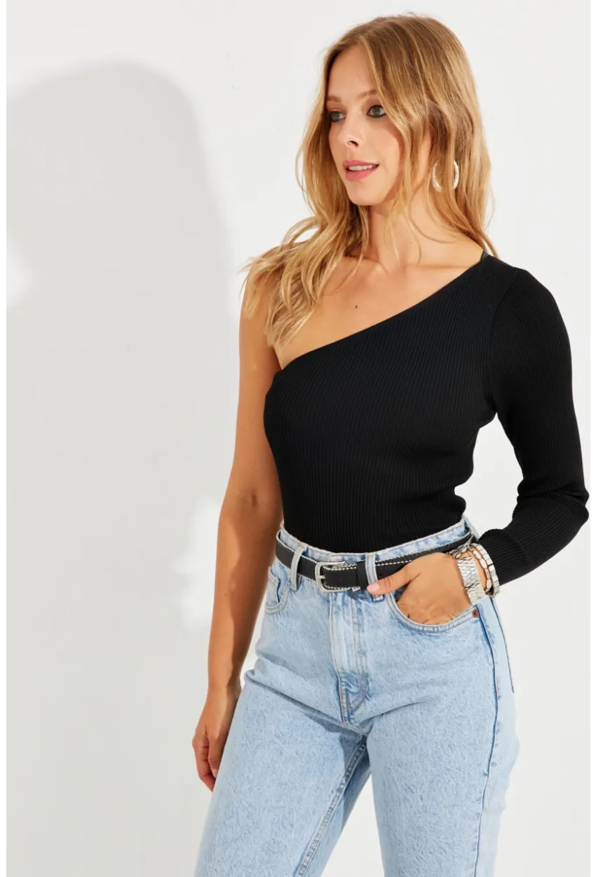 Kadın Siyah Tek Omuz Triko Bluz YV204