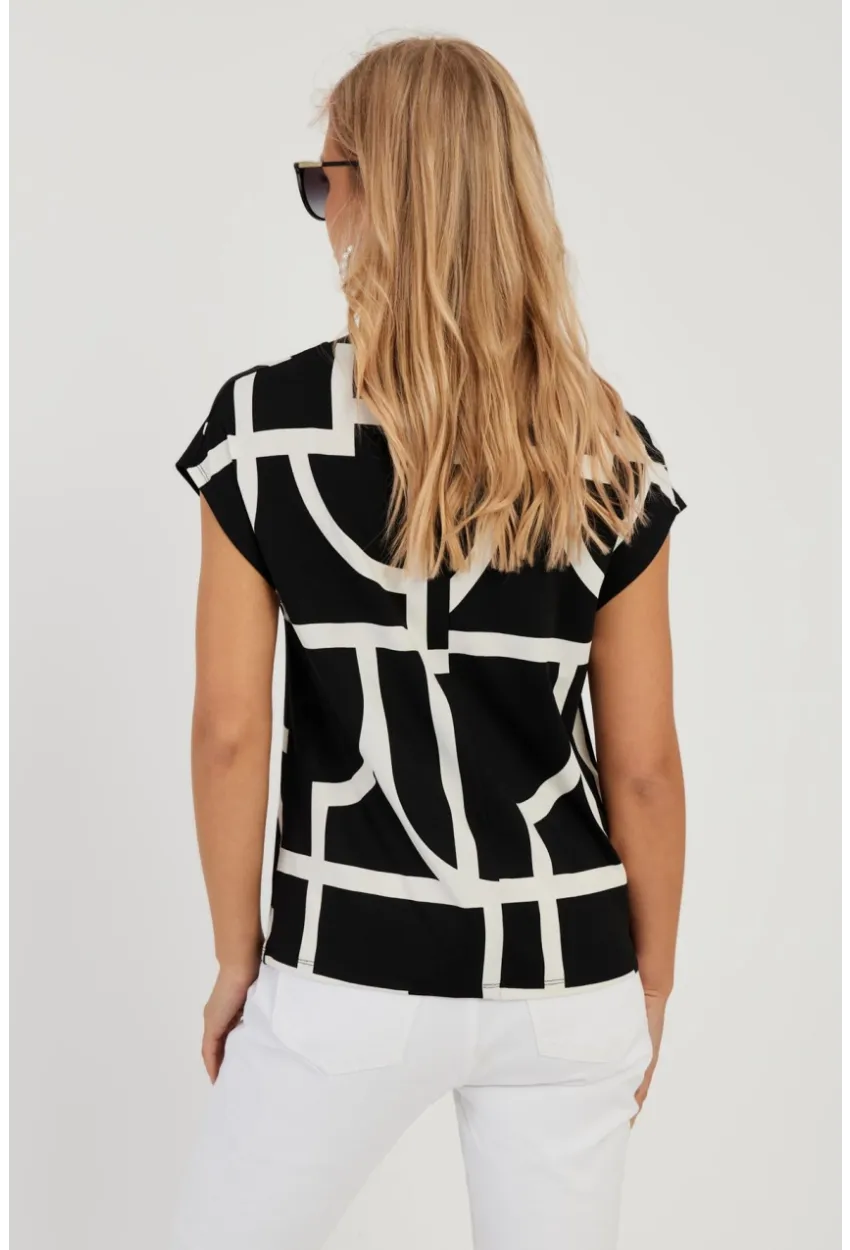 Kadın Siyah V Yaka Desenli Bluz AYD293