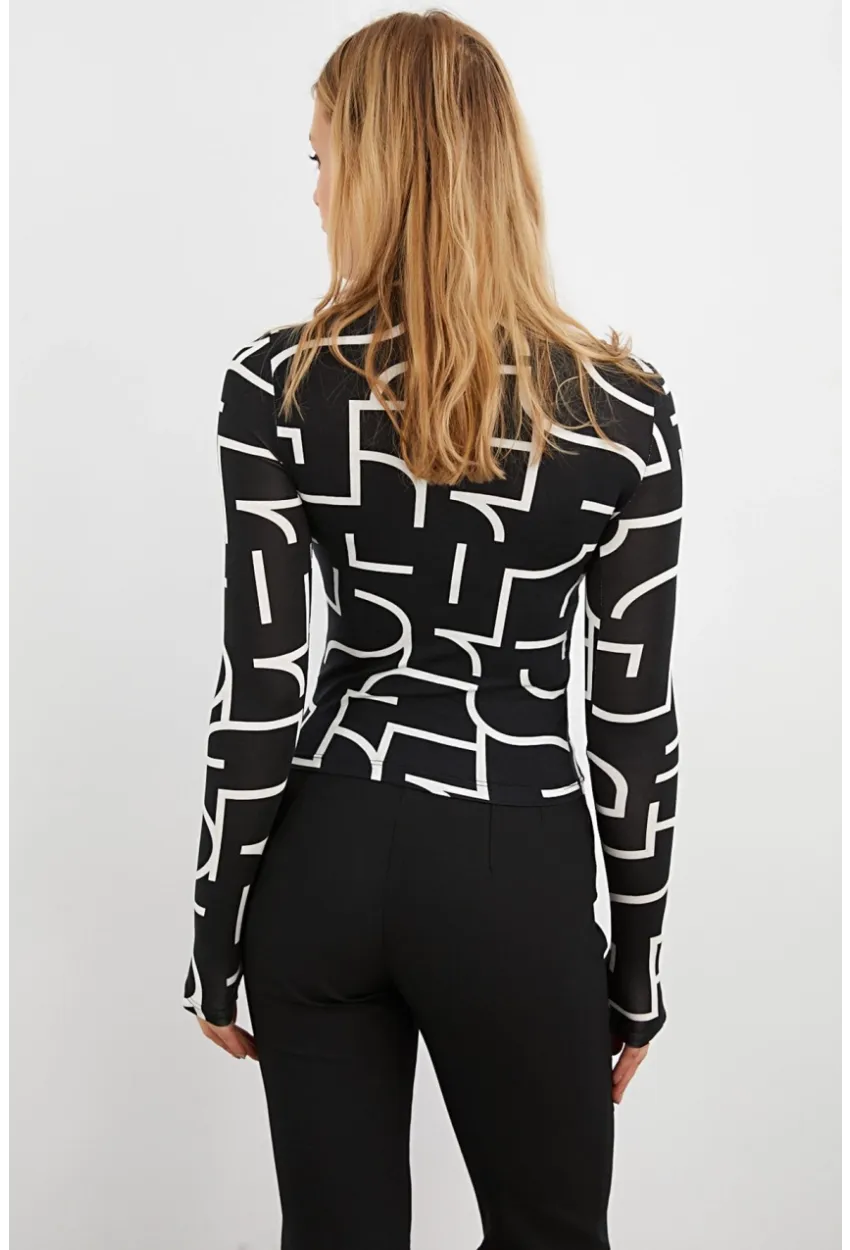 Kadın Siyah Yarım Balıkçı Desenli Bluz LPP1133