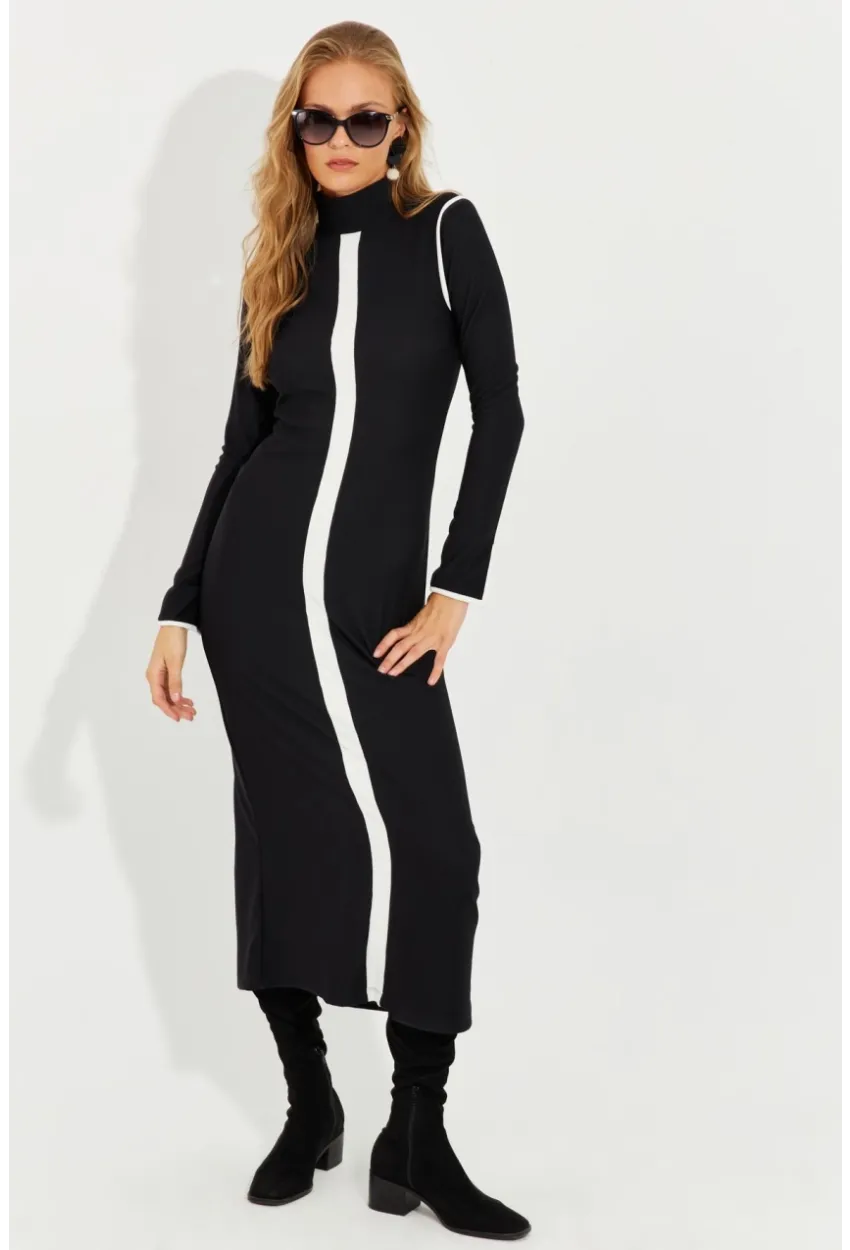 Kadın Siyah Yırtmaçlı Biyeli Midi Elbise RMZ1000