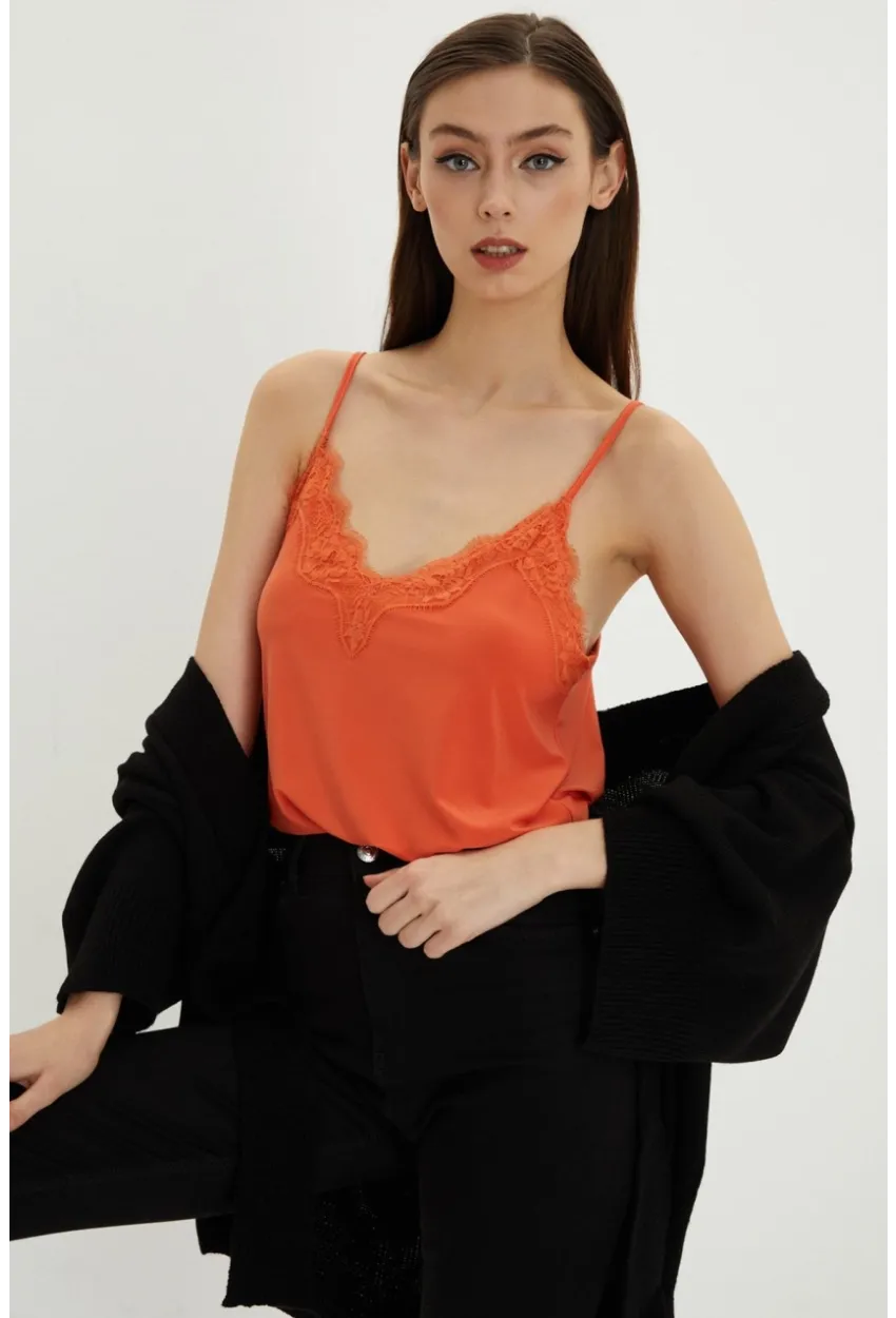 Kadın Turuncu Dantelli Atlet LPP5008