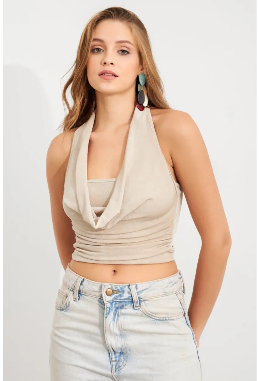 Kadın Vanilya Zincir Aksesuarlı Degaje Yaka Bluz MTK13443