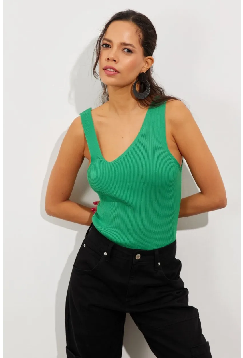 Kadın Yeşil Asimetrik Yaka Triko Bluz YV122