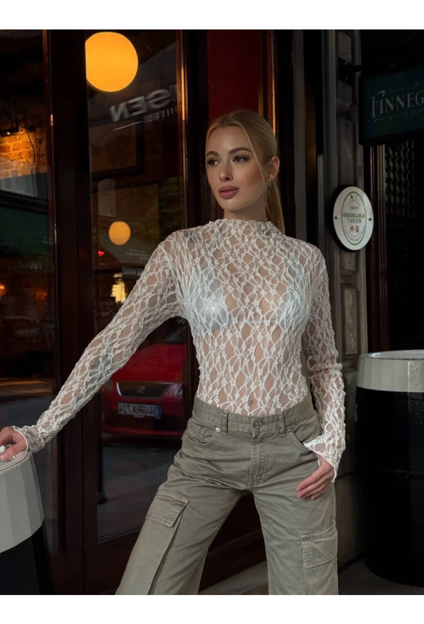 Balıkçı Yaka Bürümcük Beyaz Dantel Bluz