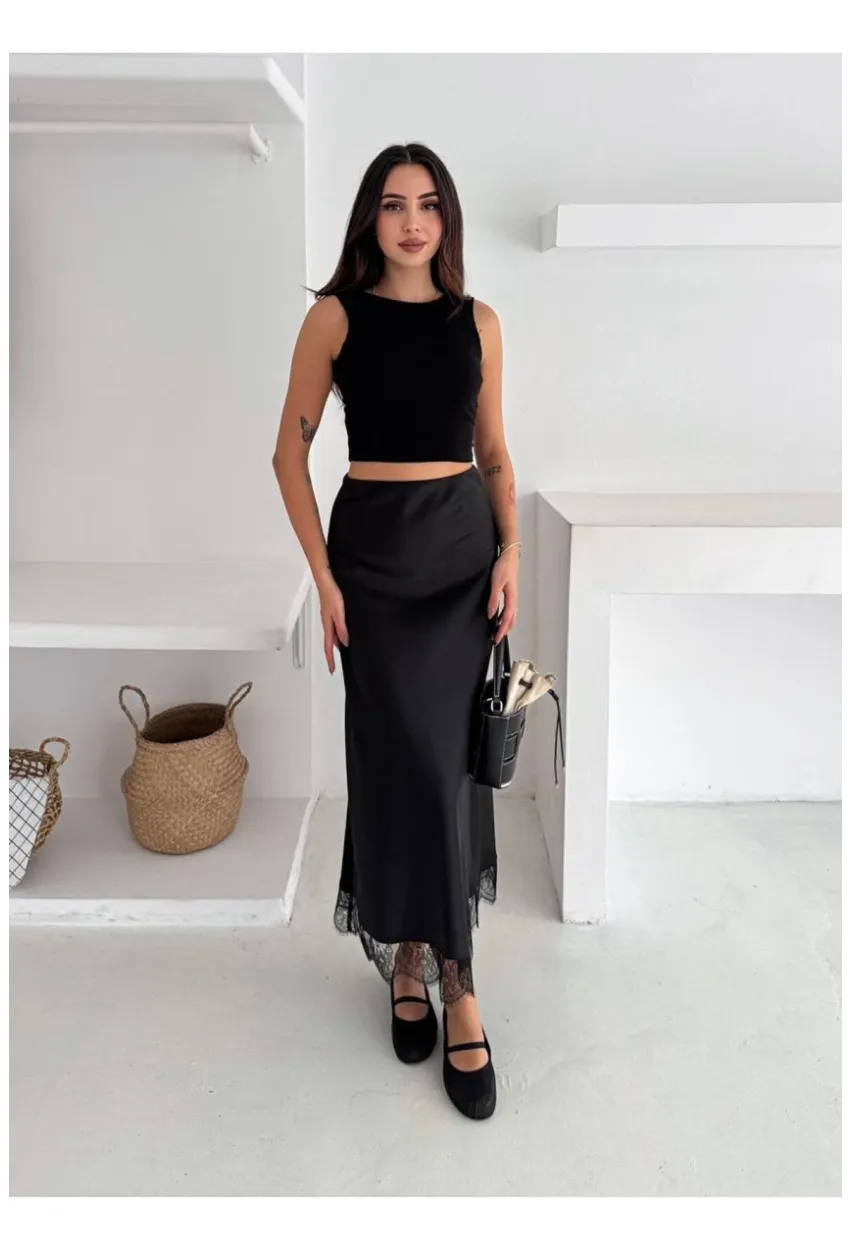 Dantel Detay Saten Uzun Etek