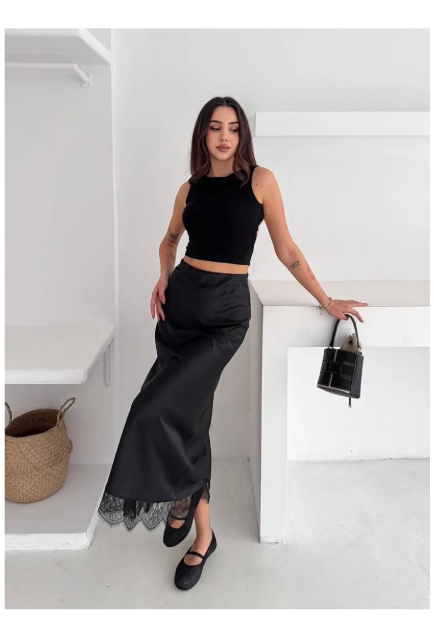Dantel Detay Saten Uzun Etek