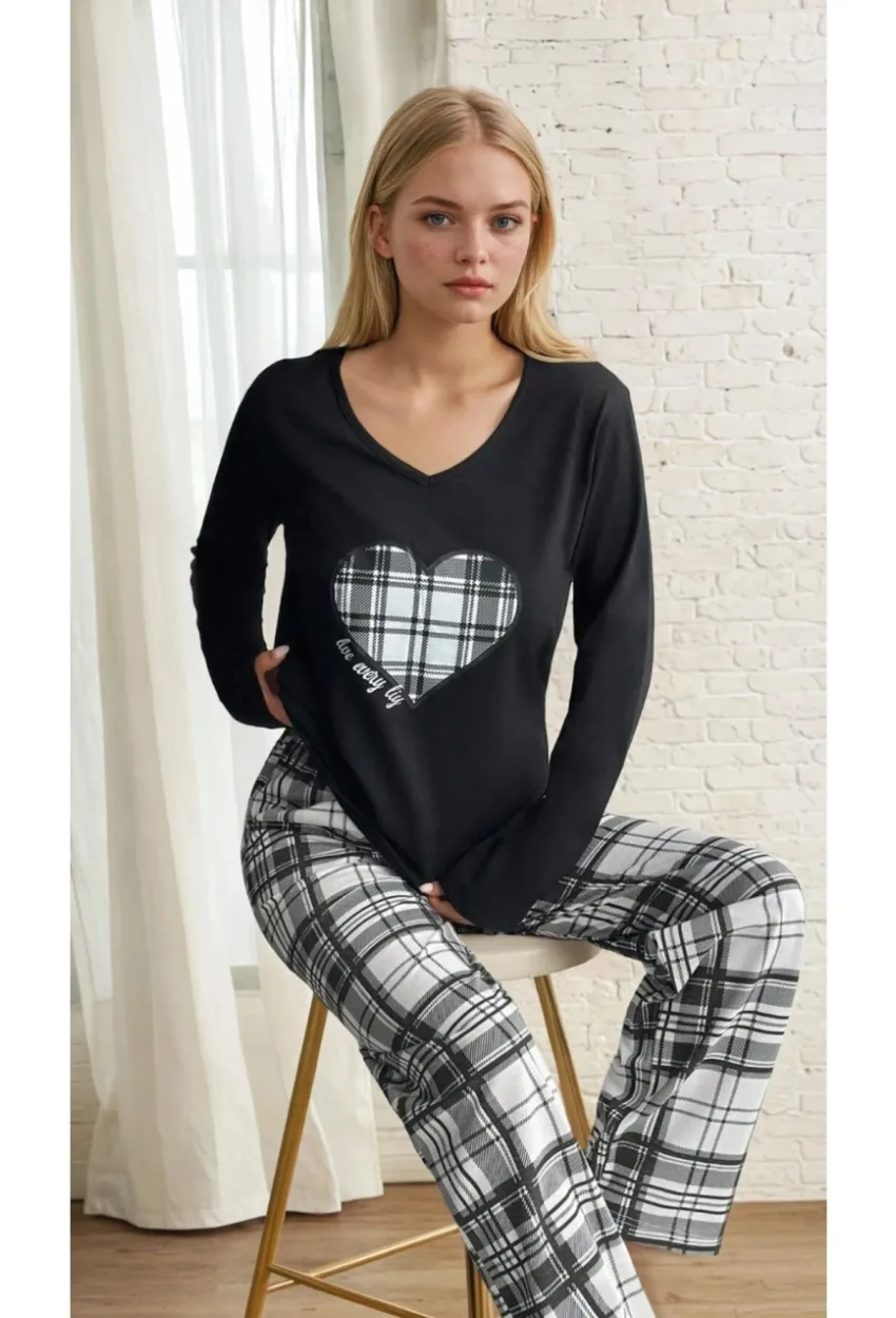 Ekose Desen Alt Kalp Baskılı Pijama Takımı