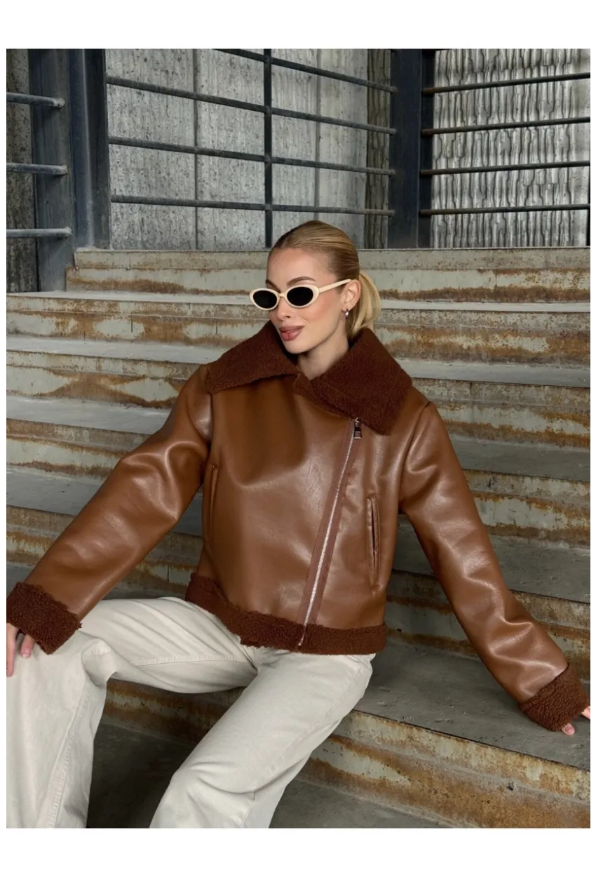 Fermuar Detaylı İçi Kürklü Suni Deri Mont Kahverengi