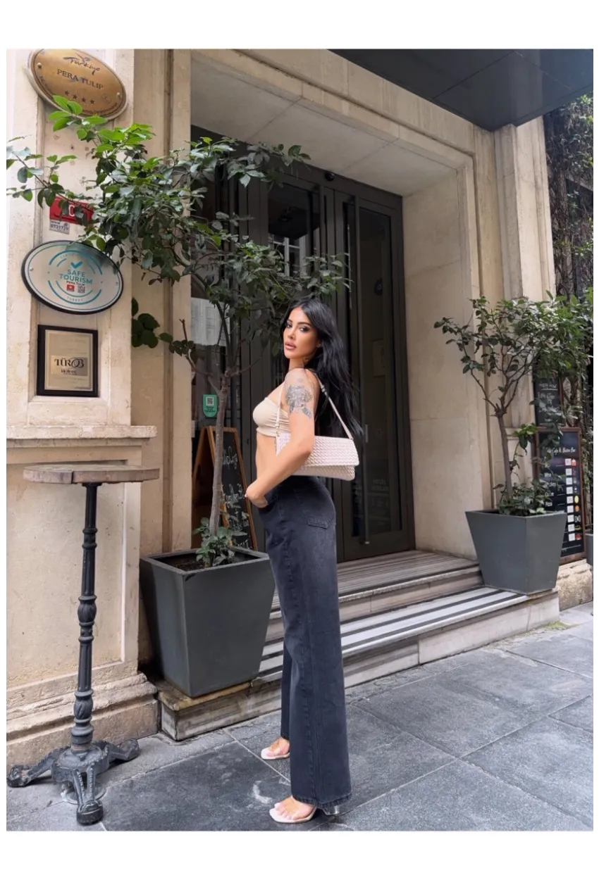 Geniş Paça Yüksek Bel Siyah Jean