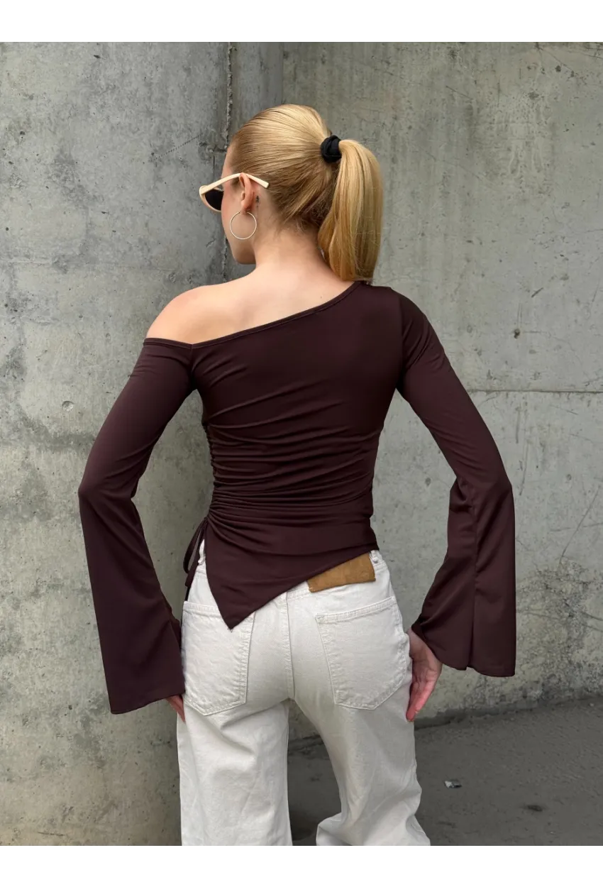 Kadın Bel Detay Kayık Yaka Uzun Kol Kahve Bluz