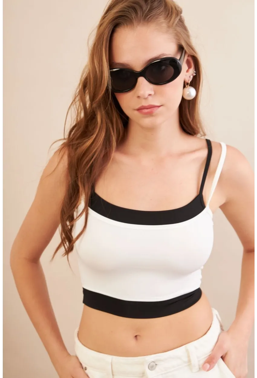 Kadın Beyaz Color Block Askılı Crop Bluz AN8082