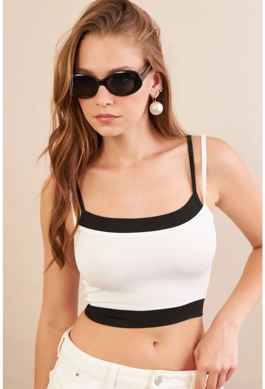 Kadın Beyaz Color Block Askılı Crop Bluz AN8082