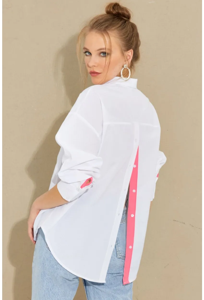 Kadın Beyaz-Fuşya Sırtı Düğmeli Gömlek ROT274