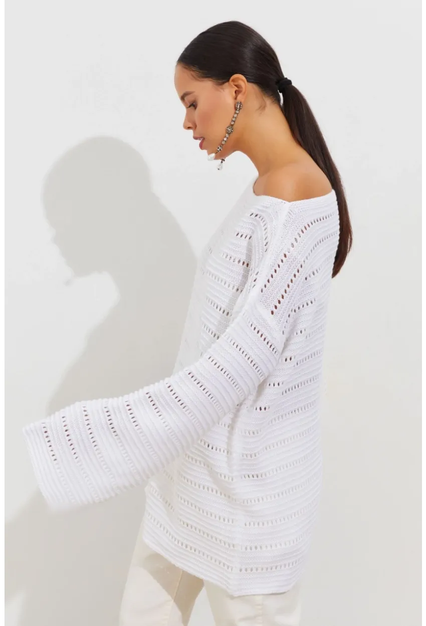 Kadın Beyaz İspanyol Kol Ajurlu Triko Uzun Bluz SMT199