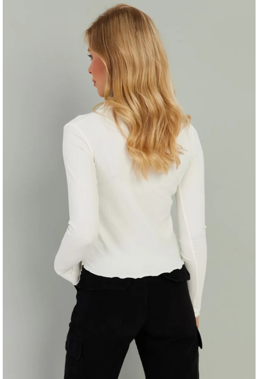 Kadın Beyaz Polo Yaka Fitilli Bluz TH1104