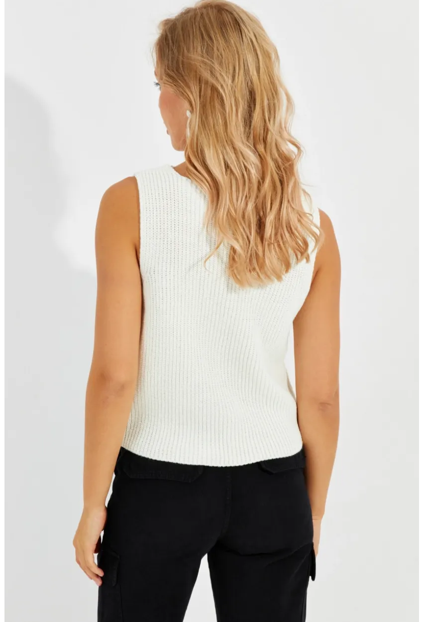 Kadın Beyaz Triko Düğmeli Yelek YV205-90