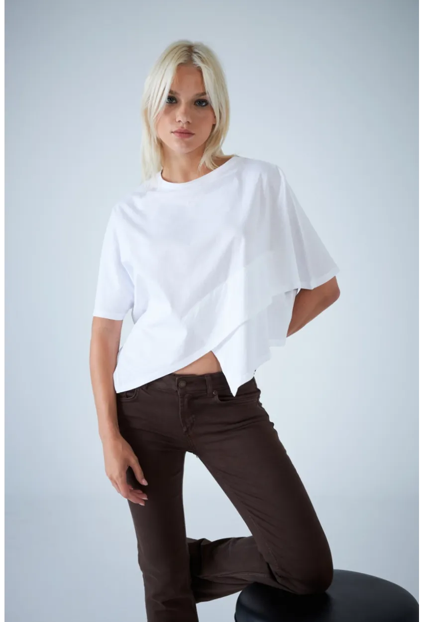 Kadın Beyaz Yarasa Kol Asimetrik T-Shirt LPP1315