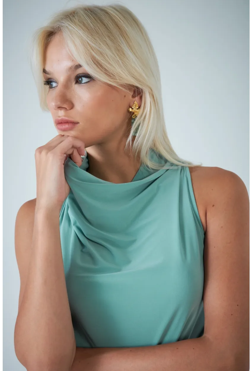 Kadın Çağla Yeşili Degaje Yaka Kolsuz Bluz COL1226-90