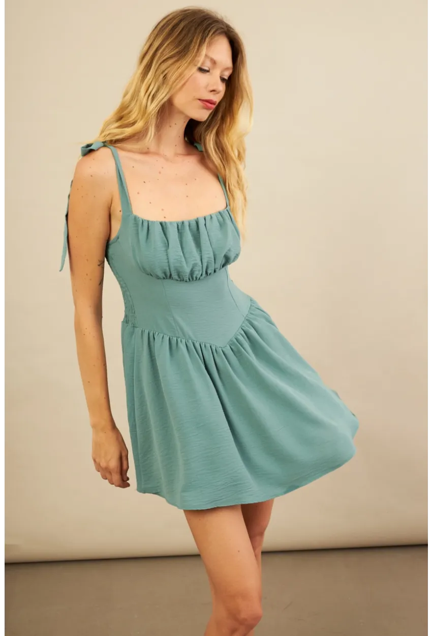 Kadın Çağla Yeşili Sırtı Gipeli Mini Elbise YEL221688