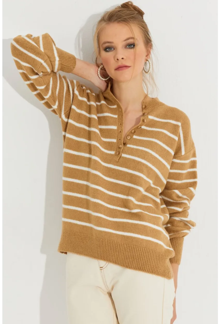 Kadın Camel Çizgili Triko Kazak SMT219