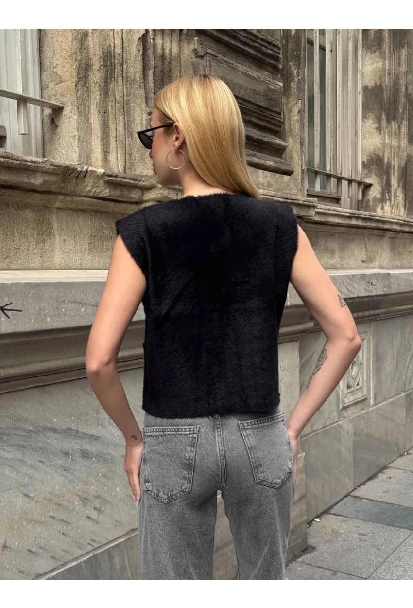 Kadın Cep Detay Düğmeli Siyah Yelek