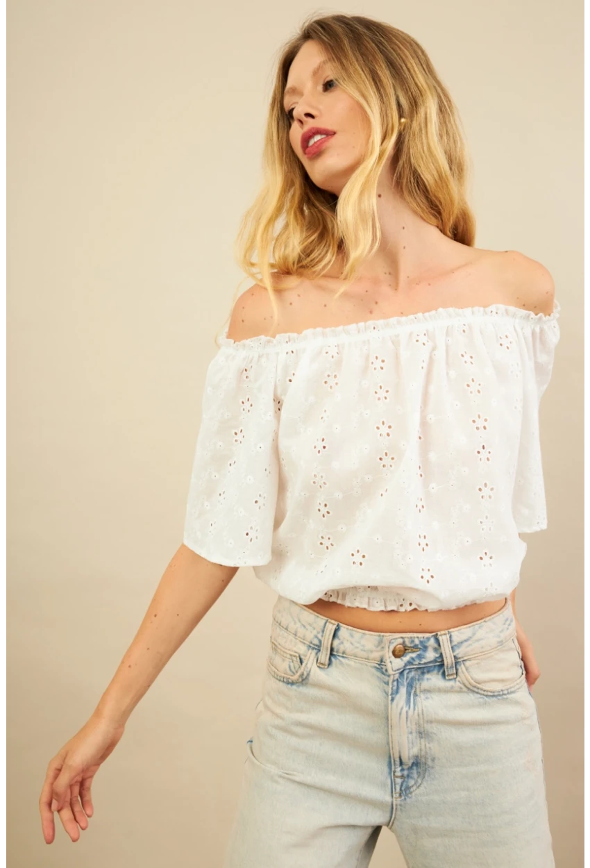 Kadın Ekru Ajurlu Straplez Bluz BTY106