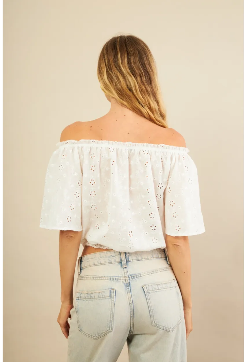 Kadın Ekru Ajurlu Straplez Bluz BTY106