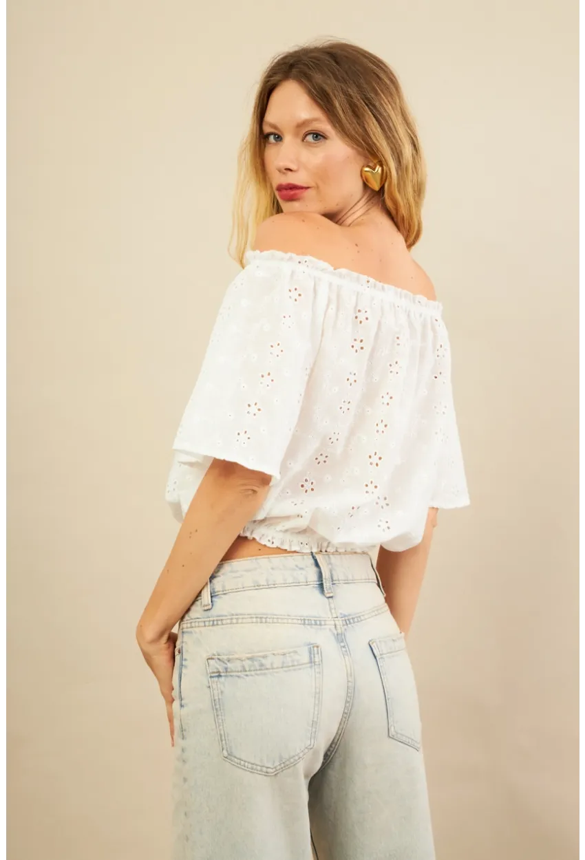Kadın Ekru Ajurlu Straplez Bluz BTY106