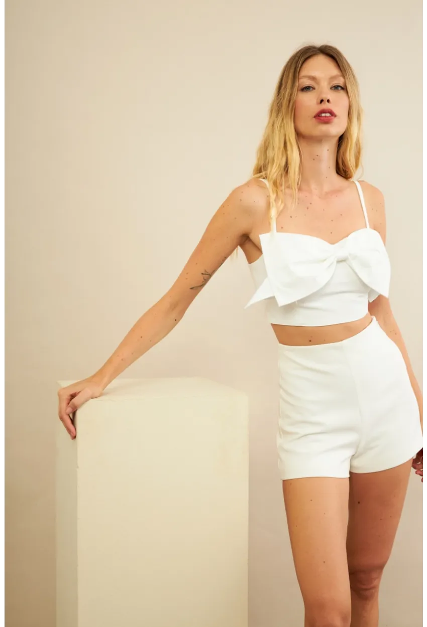 Kadın Ekru Fiyonklu Crop Bluz KED0089