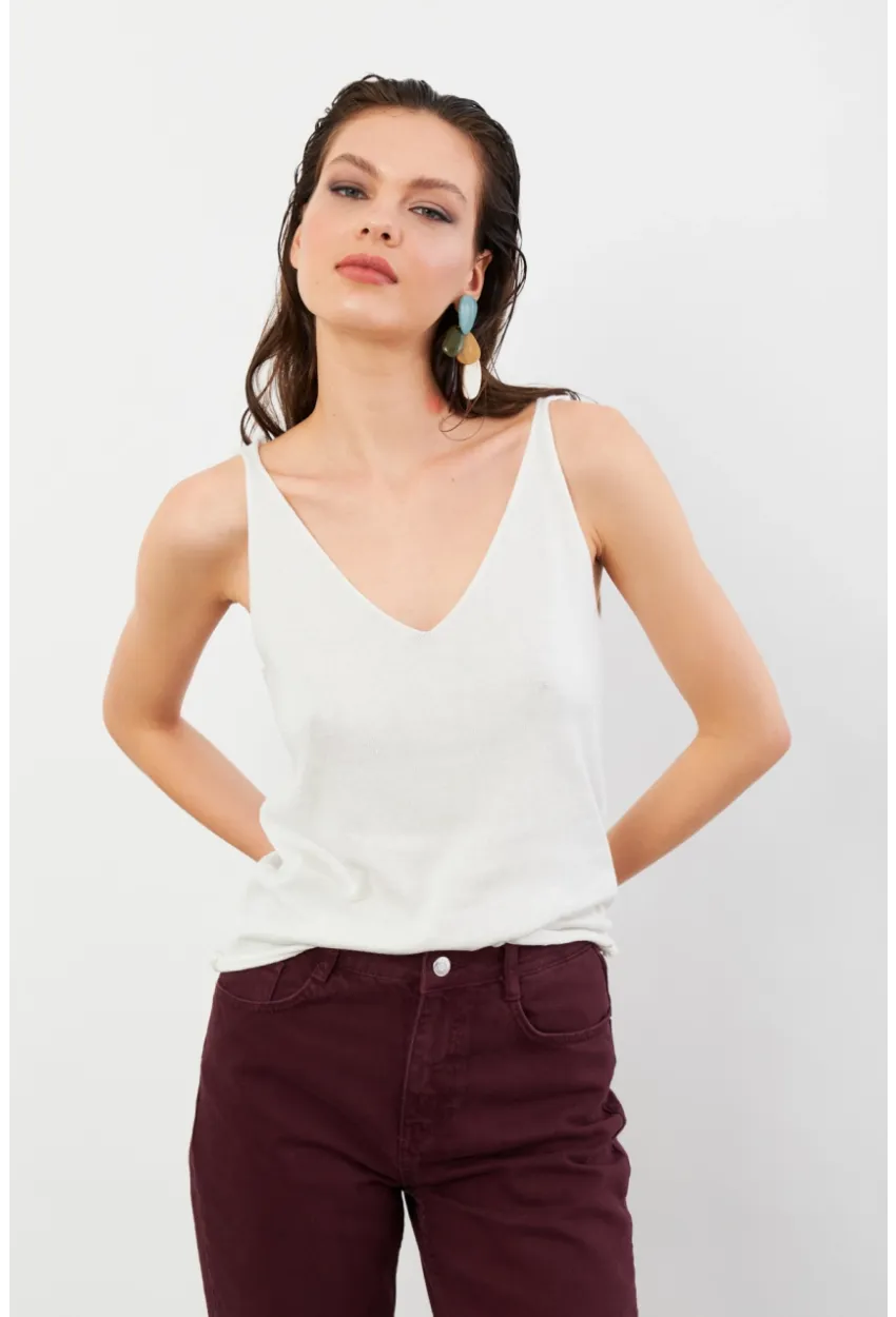 Kadın Ekru V Yaka Triko Bluz KZ546