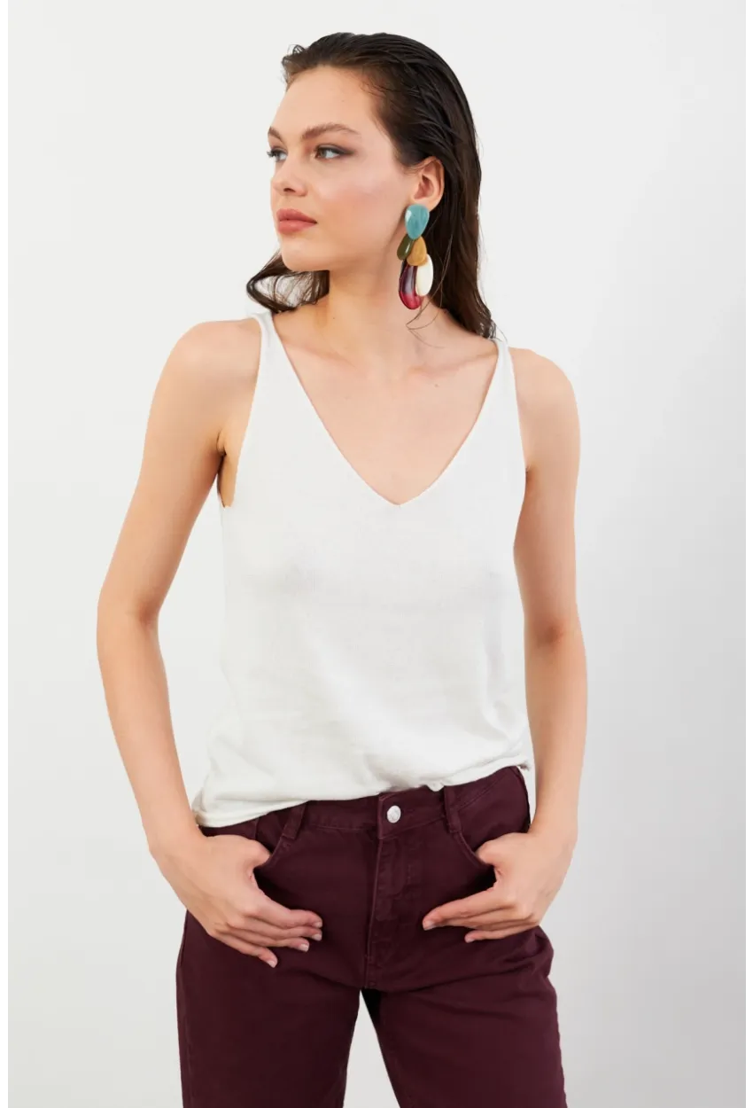 Kadın Ekru V Yaka Triko Bluz KZ546