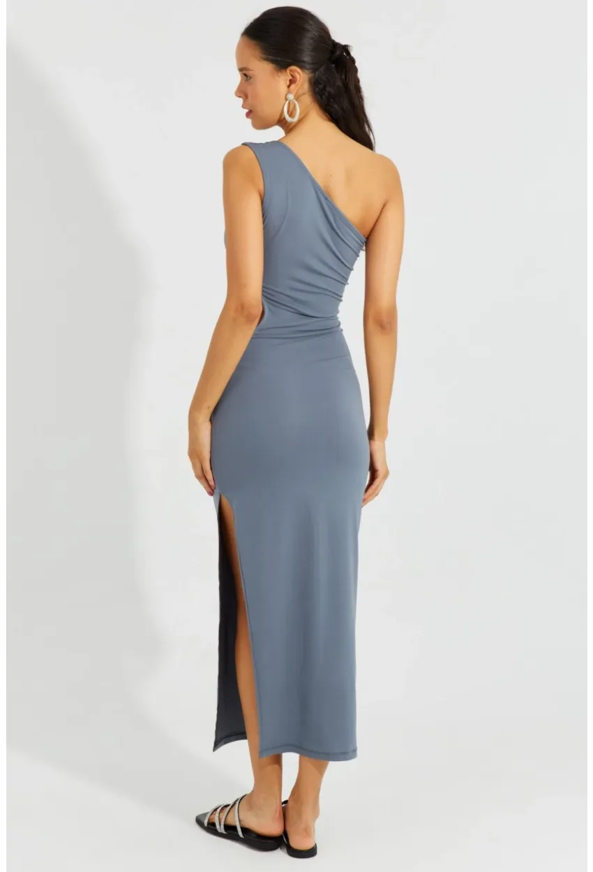 Kadın Gri Tek Omuz Yırtmaçlı Maxi Elbise B2629