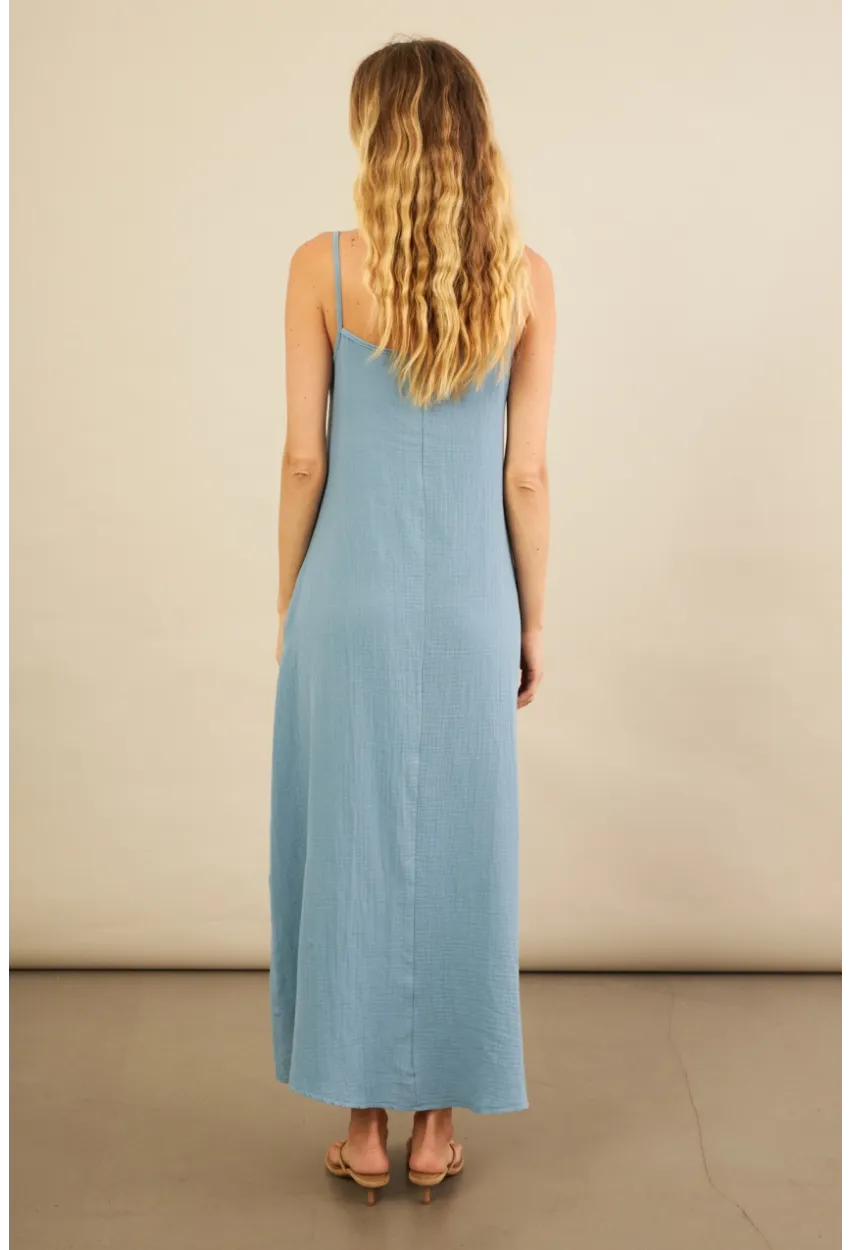 Kadın İndigo Cepli İp Askılı Midi Müslin Elbise BTY100