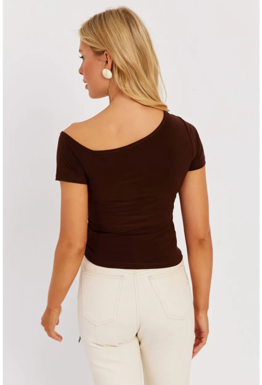 Kadın Kahverengi Asimetrik Yaka Asansörlü Bluz GÇ162