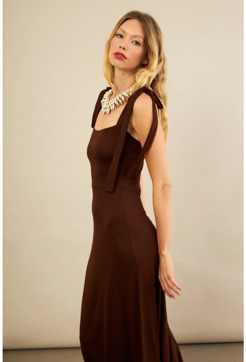 Kadın Kahverengi Omuz Fiyonklu Midi Elbise EY3119