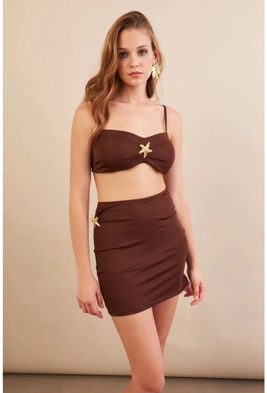 Kadın Kahverengi Yıldız Aksesuarlı Crop Etek Takım DCF054
