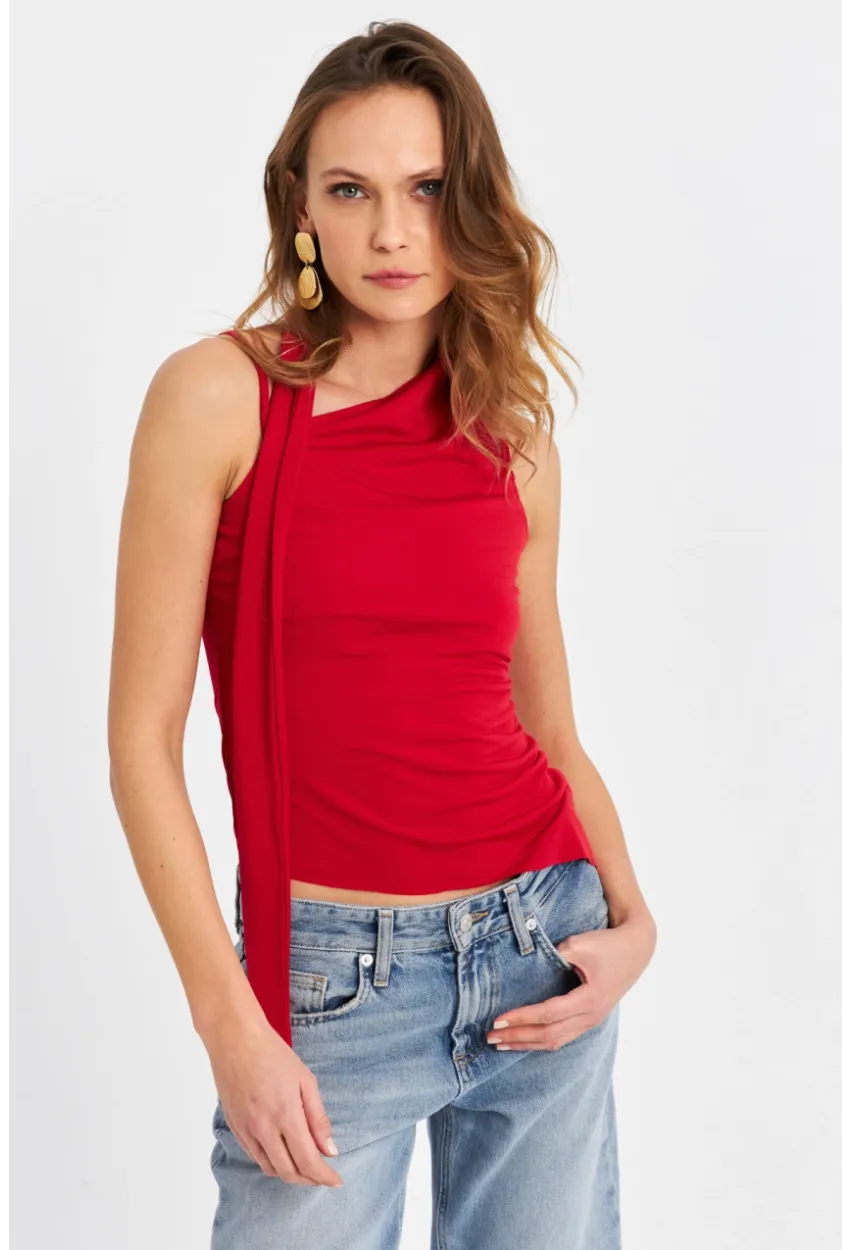 Kadın Kırmızı Fularlı Asimetrik Bluz HOR0079