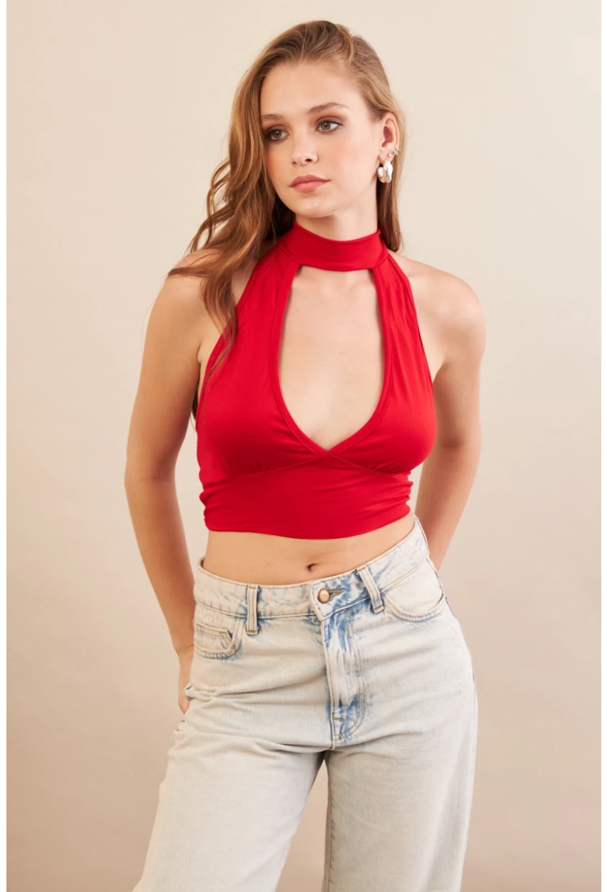 Kadın Kırmızı Sırt Detaylı Pencereli Crop Bluz EY3108