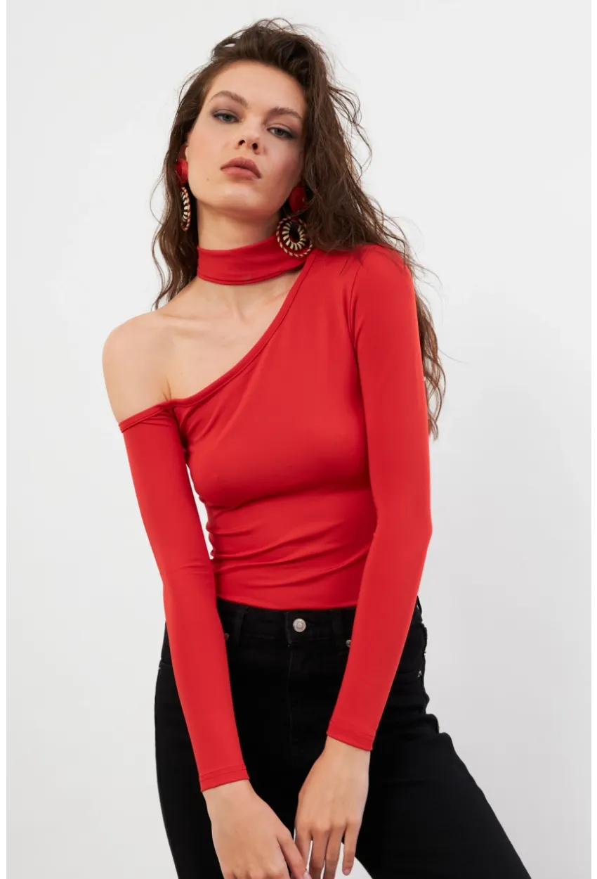 Kadın Kırmızı Tek Omuz Bluz EY3125
