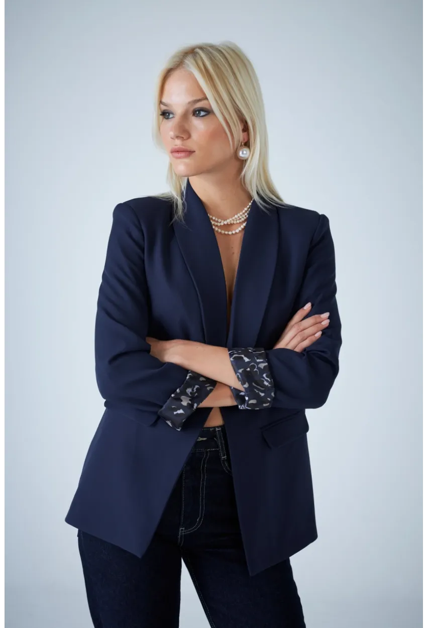 Kadın Lacivert Astarı Desenli Blazer Ceket BES3049