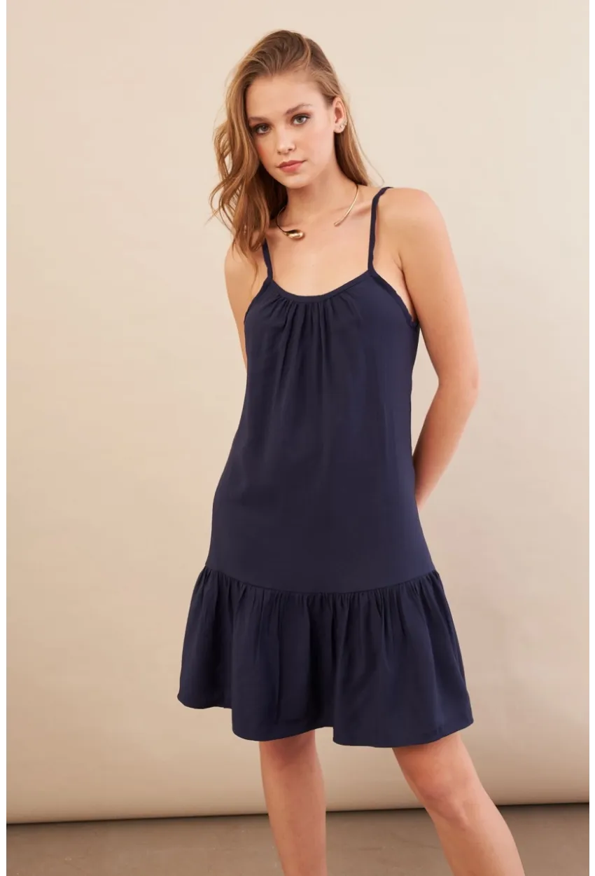 Kadın Lacivert Eteği Volanlı Askılı Midi Elbise OPS4152
