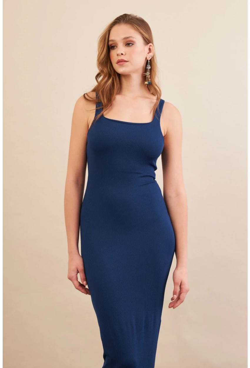 Kadın Lacivert Kare Yaka Midi Elbise DMR295-90